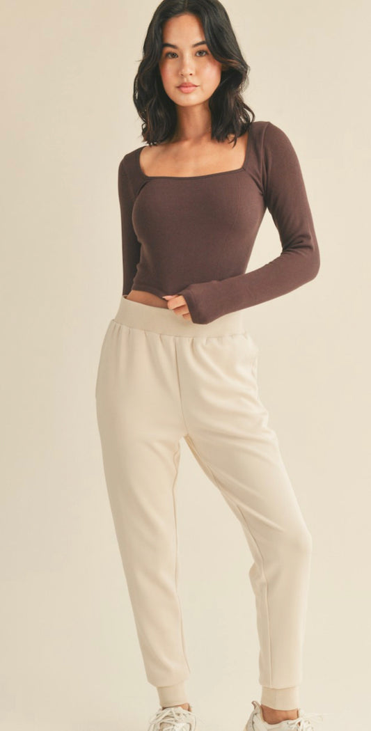Square-Neck Seamless Long Sleeve Top